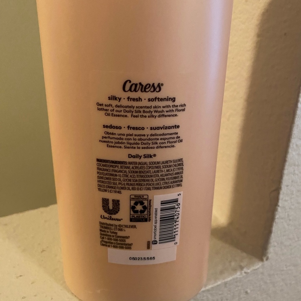 Caress Daily Silk White Peach & Orange Blossom Body Wash. 24.5 0Z. New. Two - Picture 5 of 5